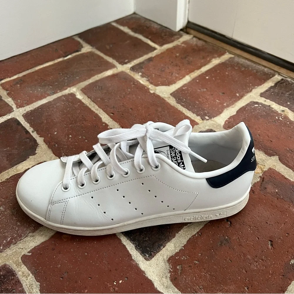 Adidas Stan Smith sneakers white with navy